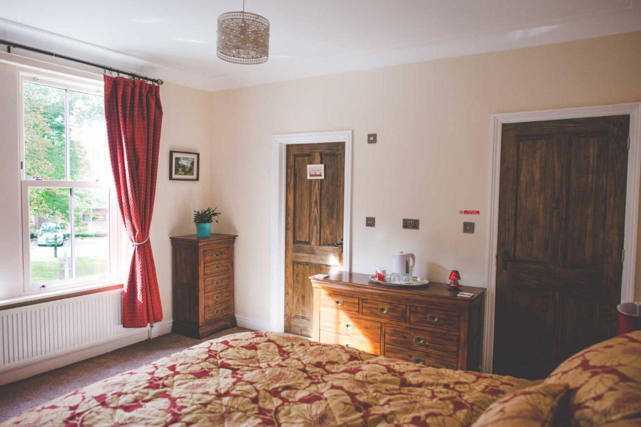 Glencoe Villa Guesthouse Featherstone Екстер'єр фото
