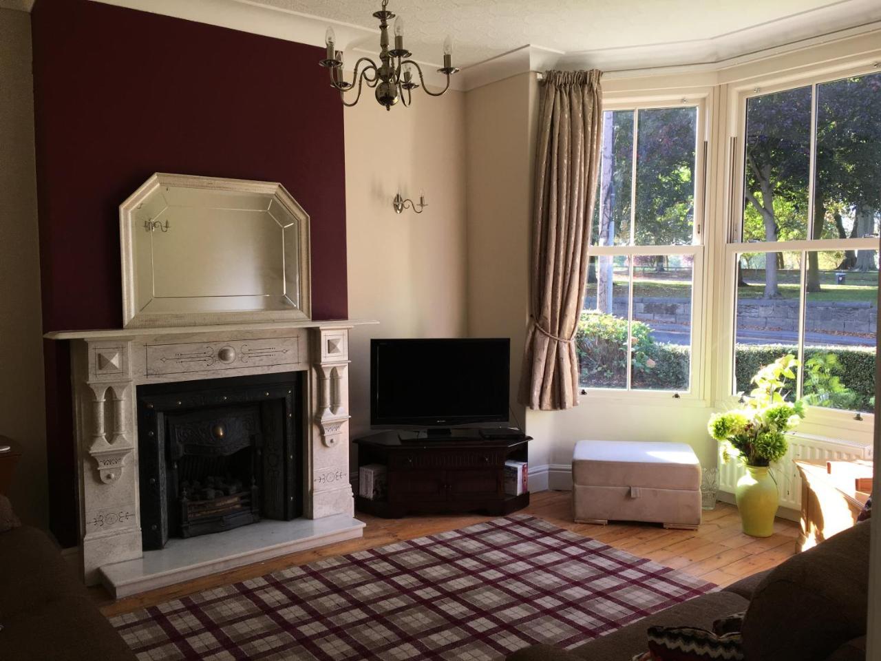 Glencoe Villa Guesthouse Featherstone Екстер'єр фото